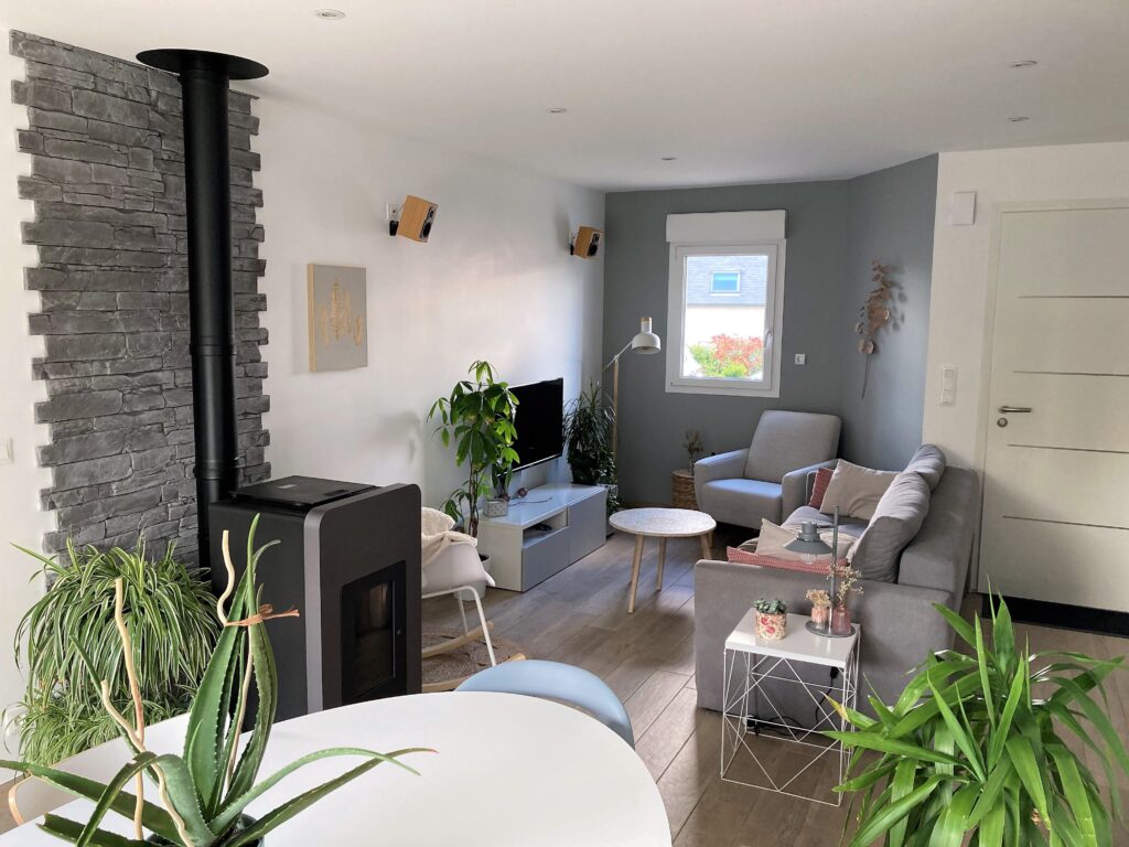 Maîtrise d'œuvre : salon d'une maison neuve